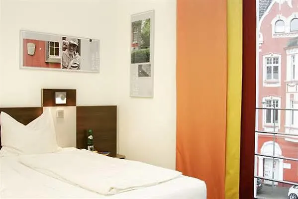 Albergue Jugendherberge Duesseldorf *