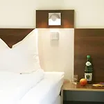 Jugendherberge Duesseldorf * Düsseldorf