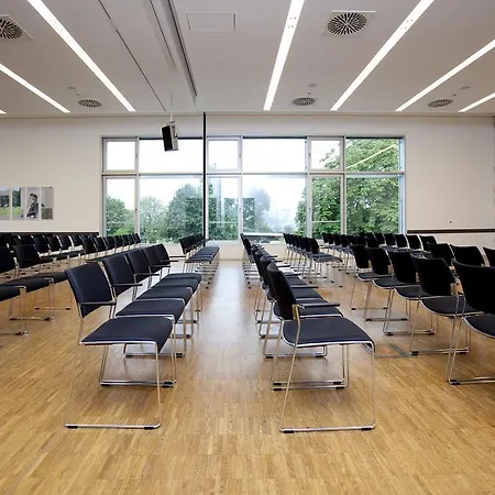 Jugendherberge Duesseldorf *