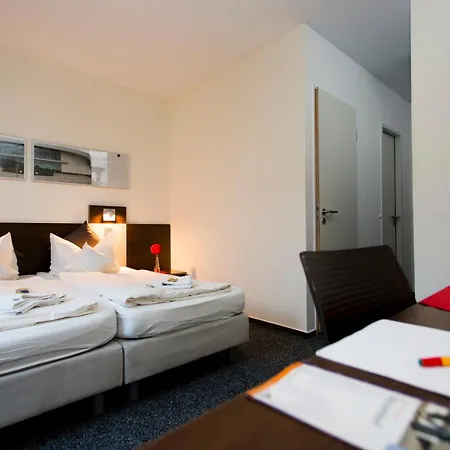 Jugendherberge Duesseldorf Hostel