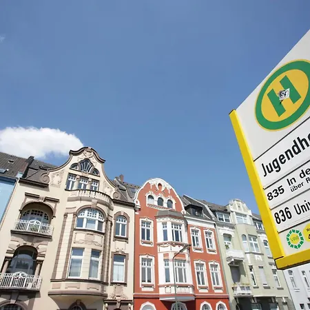 Jugendherberge Duesseldorf Hostel *