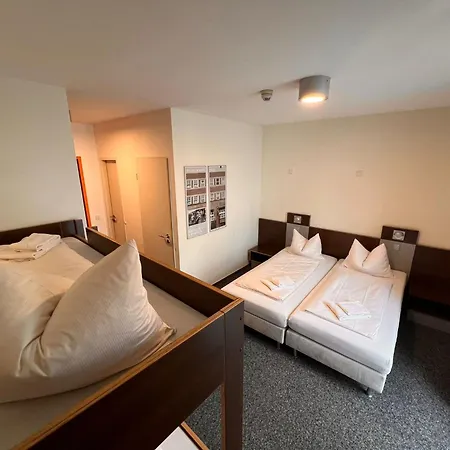 Jugendherberge Düsseldorf *