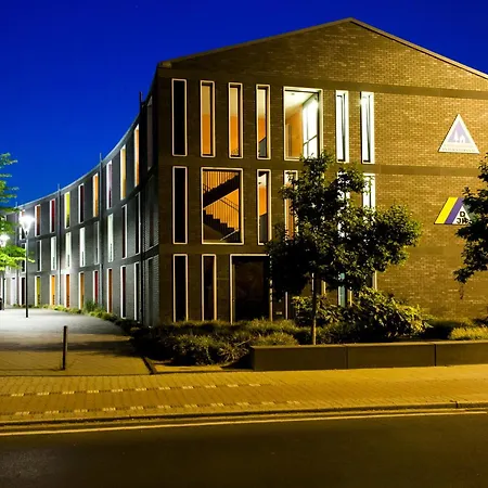 Jugendherberge Duesseldorf Hostel *